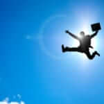 飛躍するサラリーマン画像